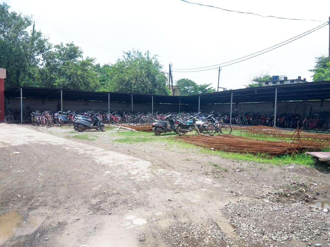 Vidyasagar College Parking